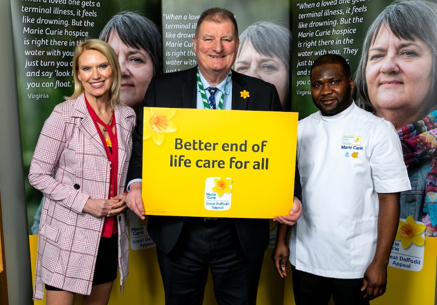 Allan Dorans MP and Anneka Rice help launch Marie Curie’s Great Daffodil Appeal